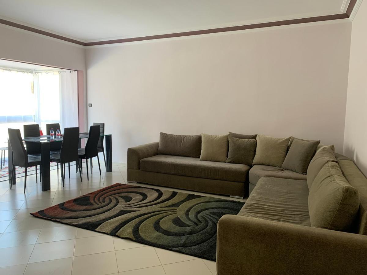 Anfa 28 - 2 Bedrooms - Well Located Apartment - Large And Pleasant Casablanca Buitenkant foto