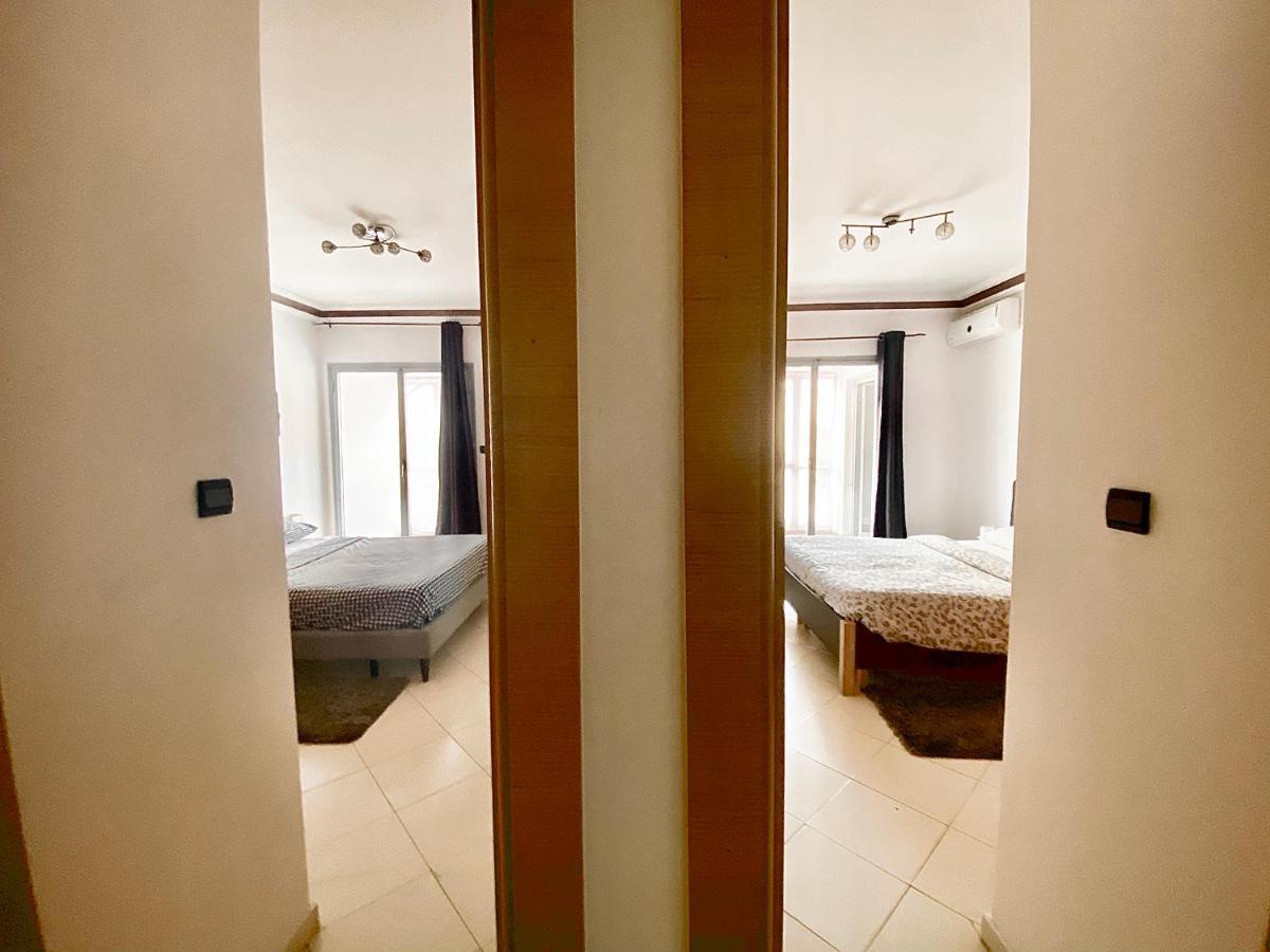 Anfa 28 - 2 Bedrooms - Well Located Apartment - Large And Pleasant Casablanca Buitenkant foto